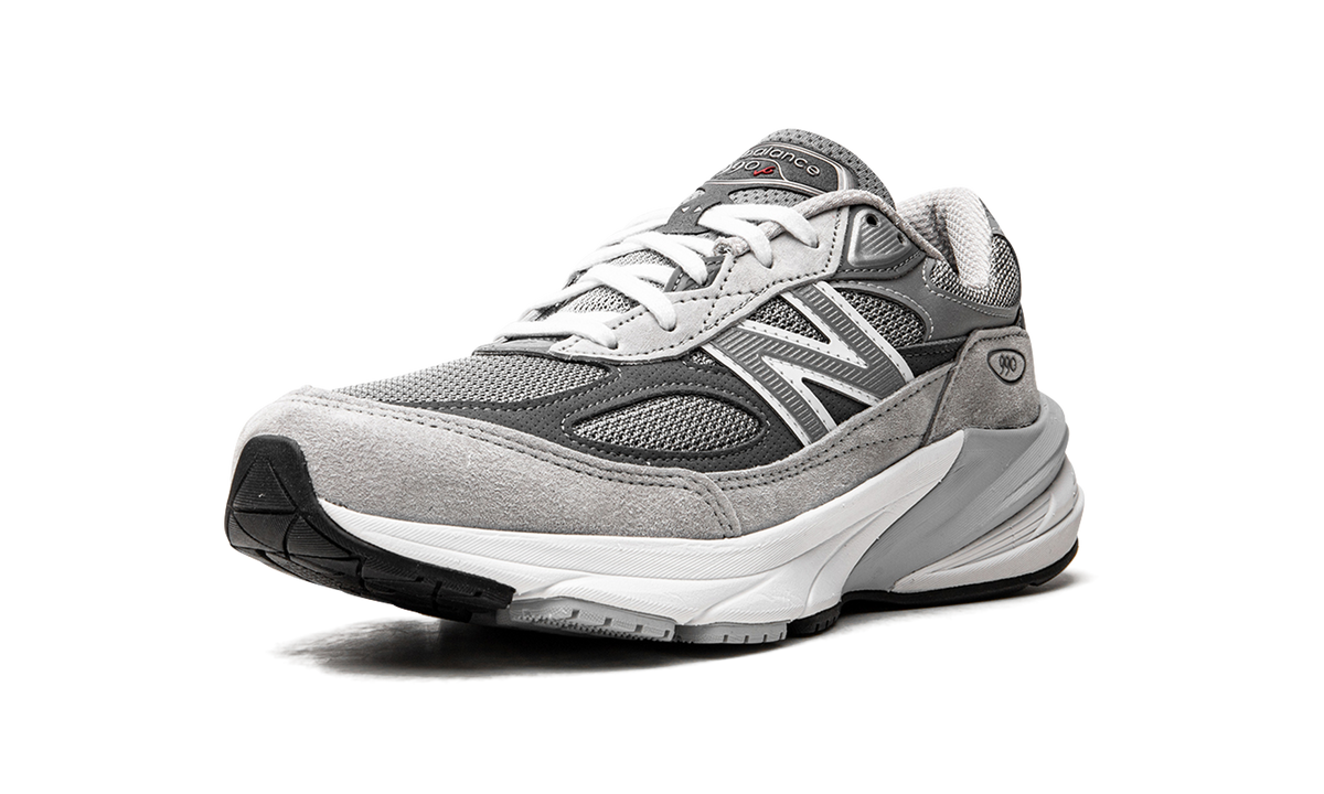 990v6 "Grey" M990GL6