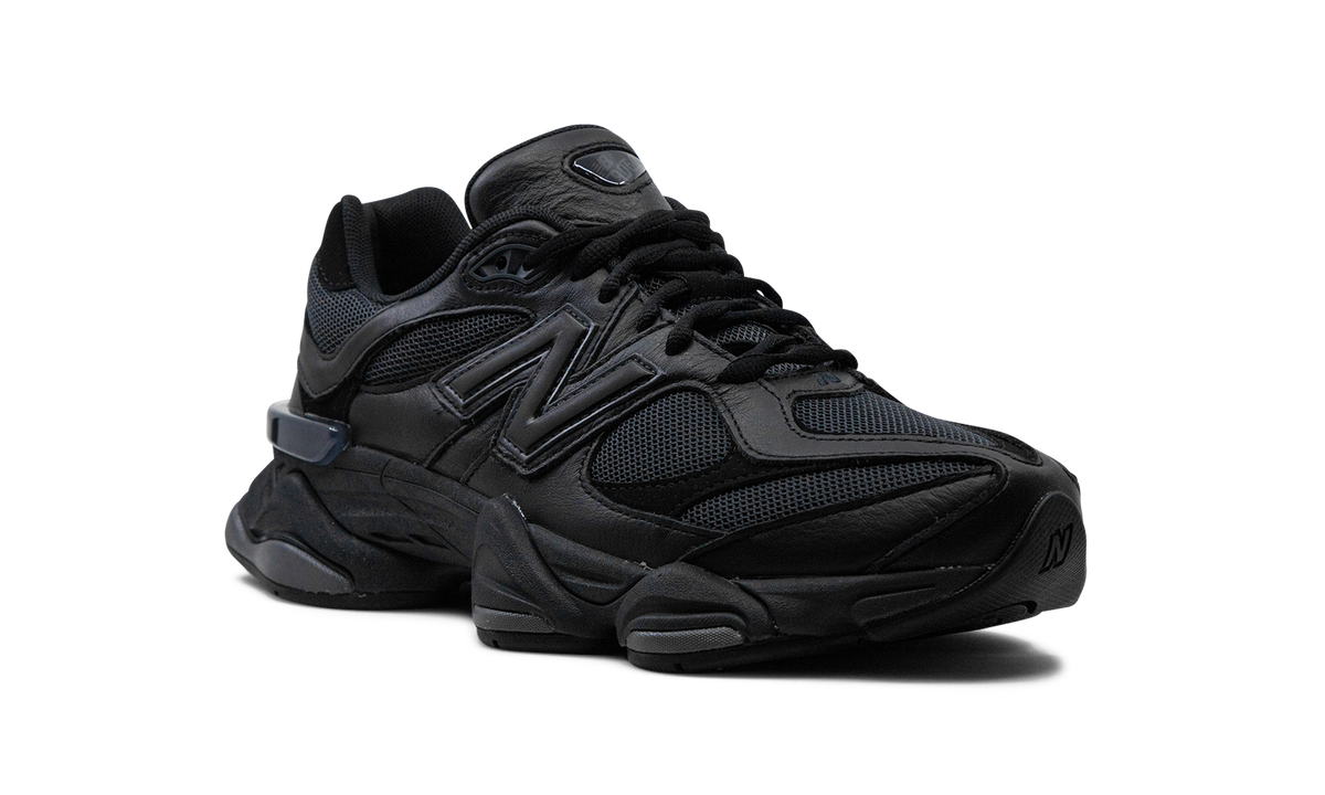 9060 "BLACK" U9060NRI