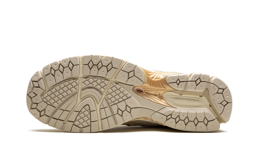 2002RD "Protection Pack - Sandstone" M2002RDQ