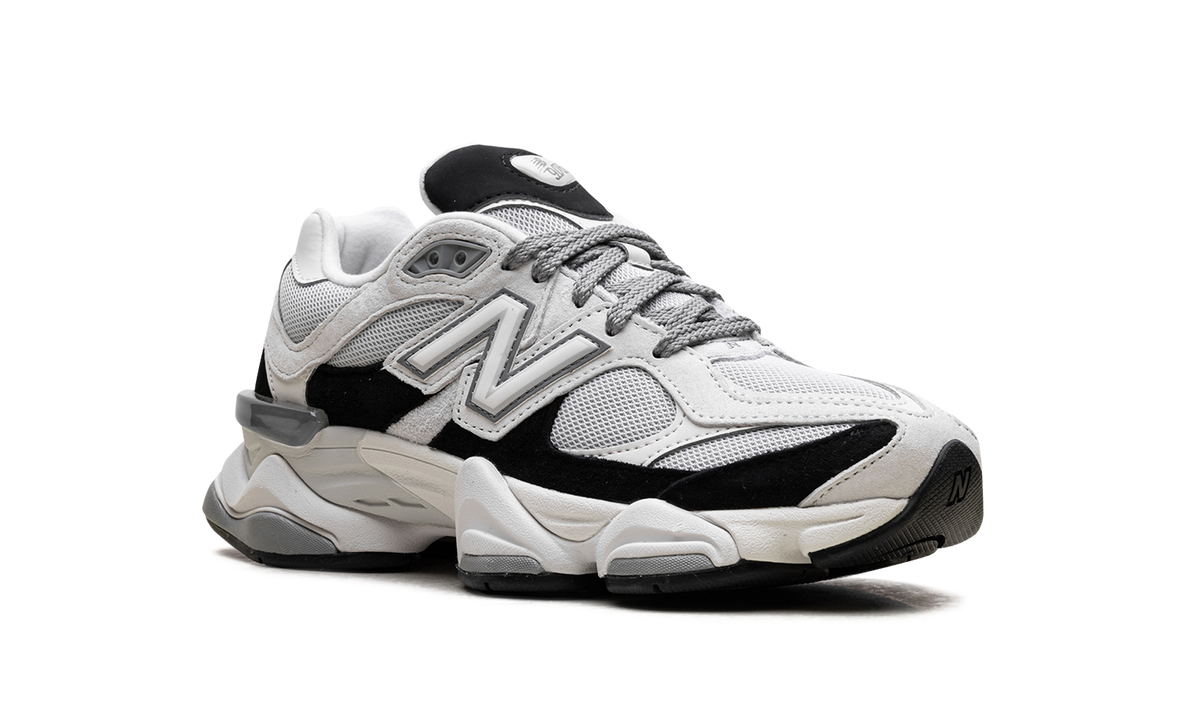 9060 "Grey Jet Black" U9060JBB