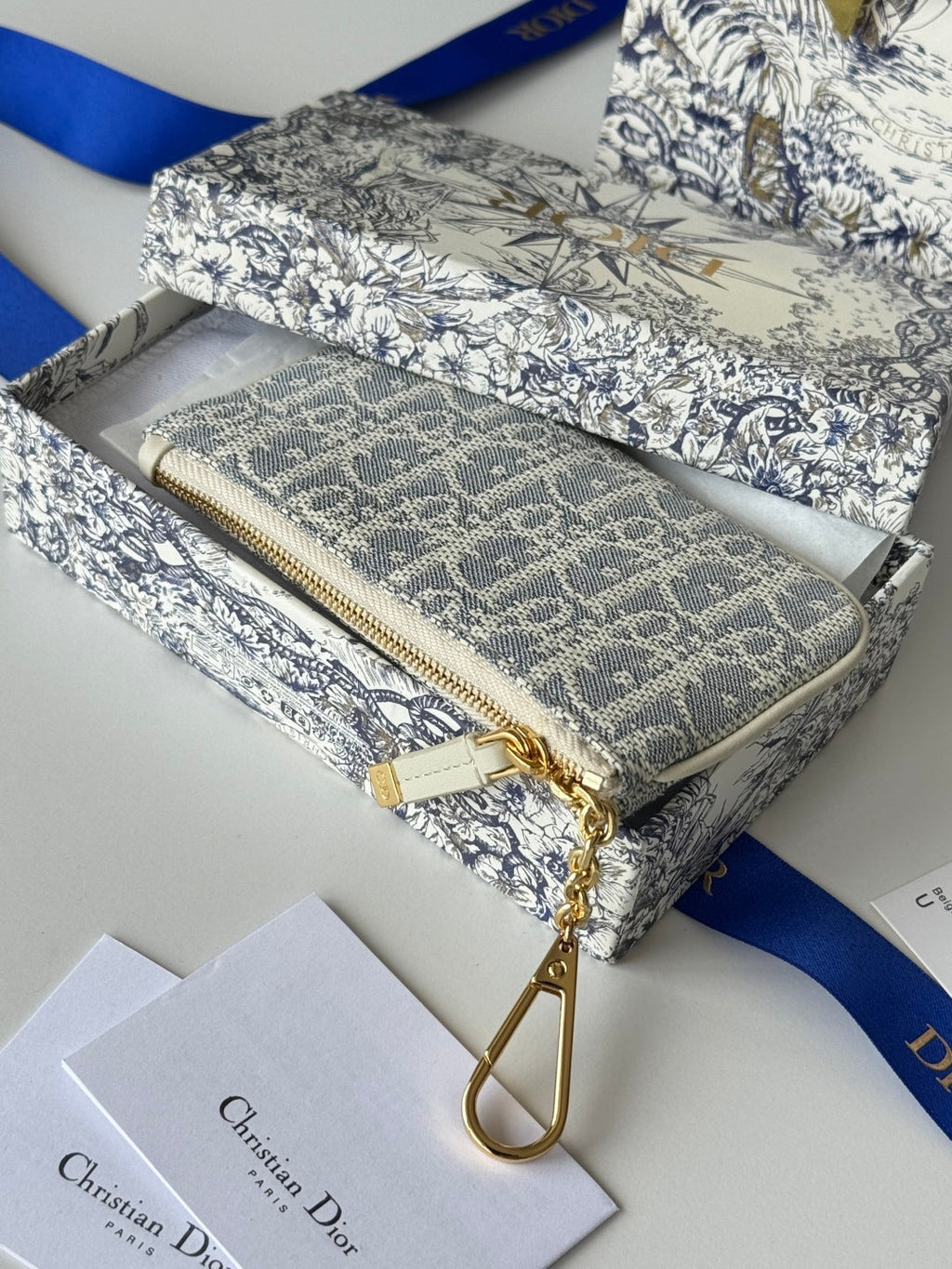 DIOR 25S TRAVEL MYRTE ZIPPED KEY CASE 14 IN BLUE  OBLIQUE JACQUARD CANVAS