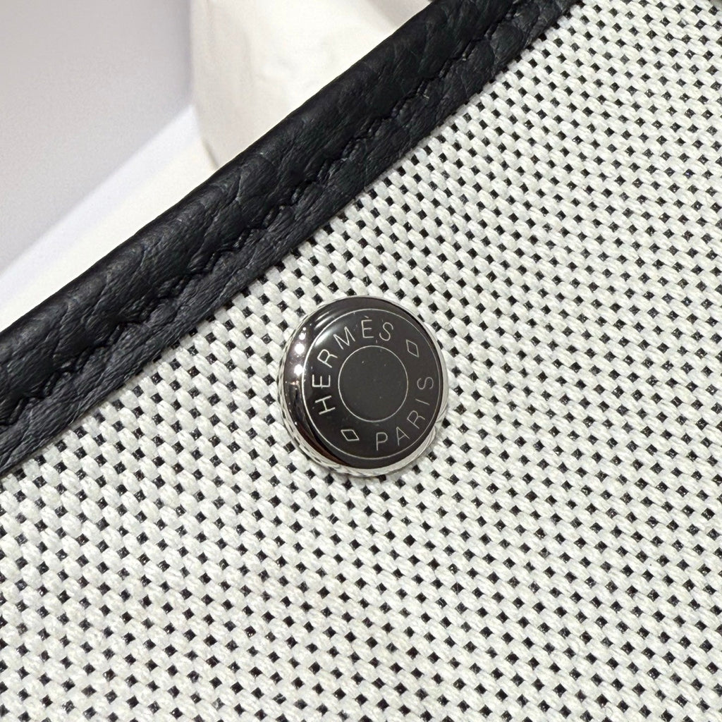 HERMES GARDEN PARTY 30CM IN WHITE TOILETS COTTON CANVAS AND BLACK CALFSKIN