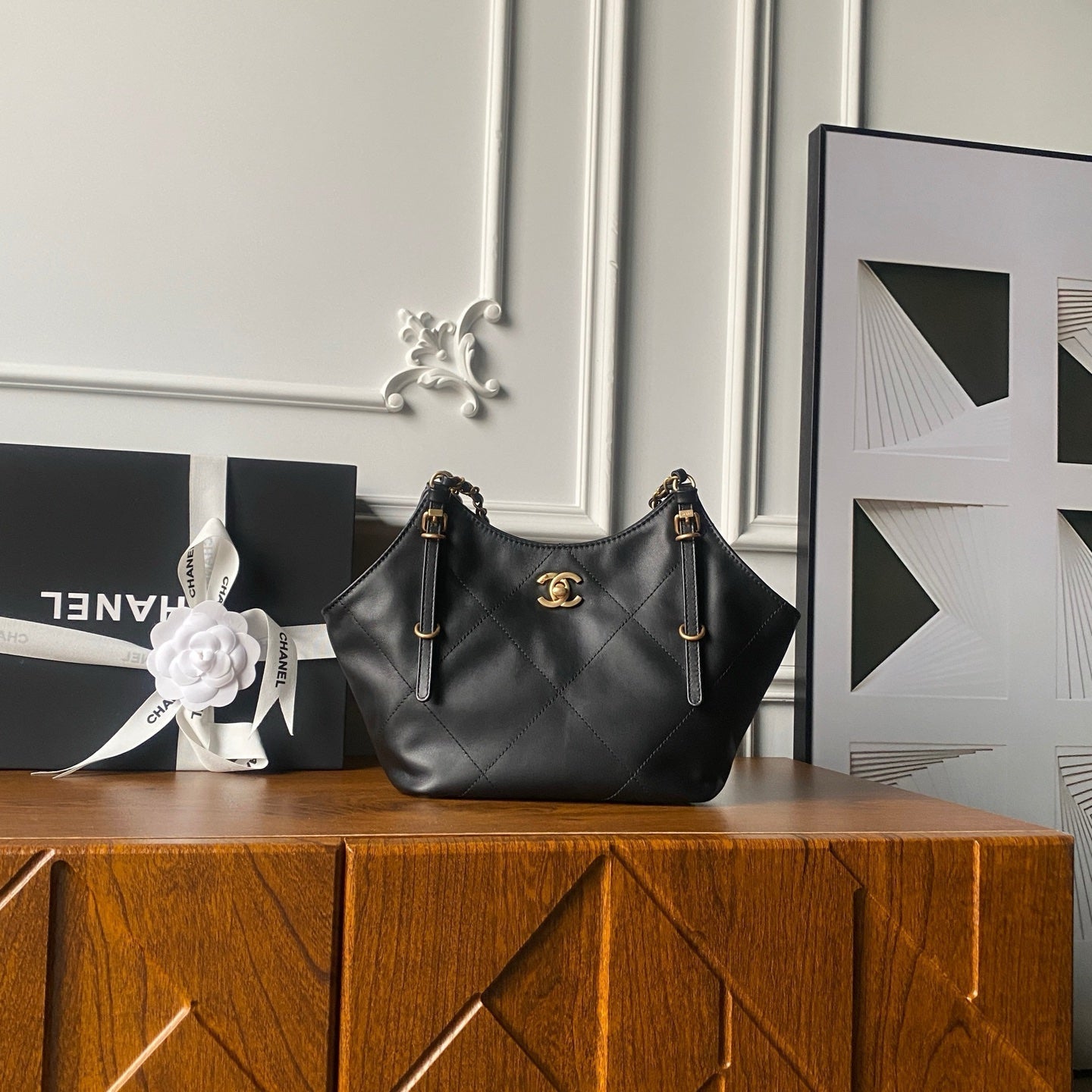 CHANEL 25S TOTE BAG 28 IN BLACK CALFSKIN WITH GOLD HARDWARE