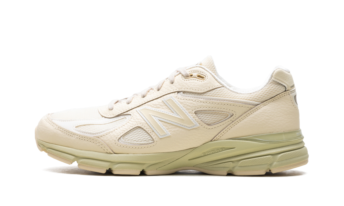 990v4 "Made in USA - Macadamia Nut" U990BO4