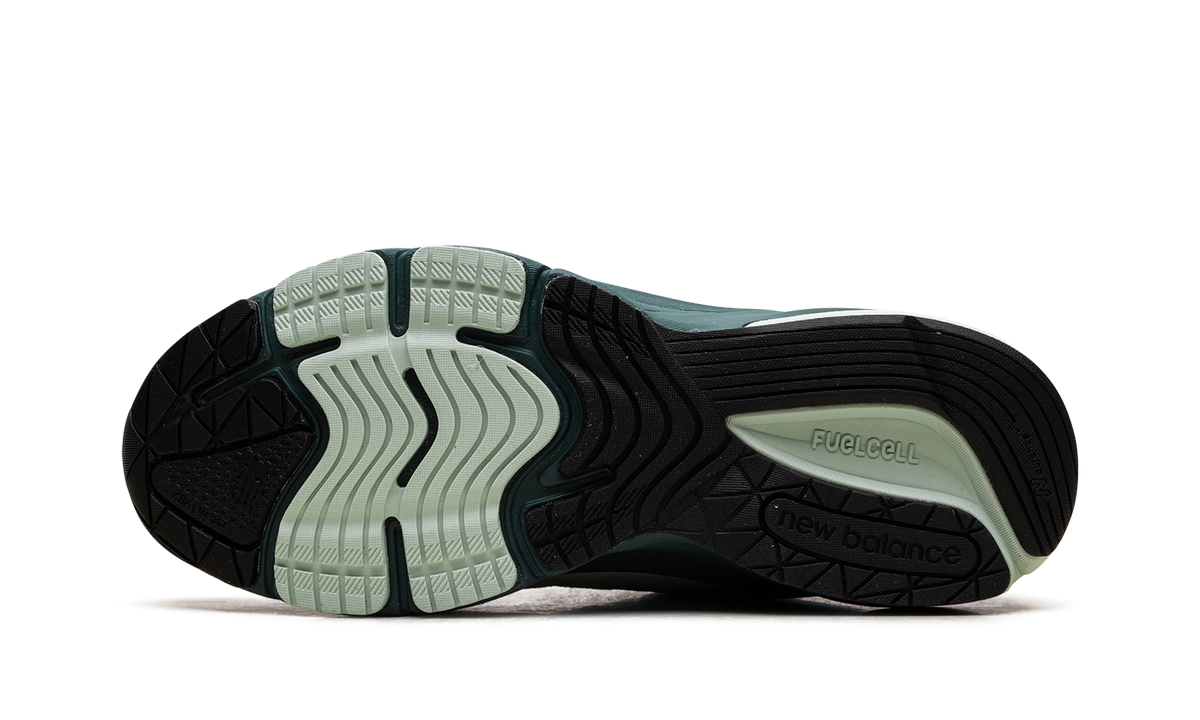 990v6 Made In USA "New Spruce" U990GT6