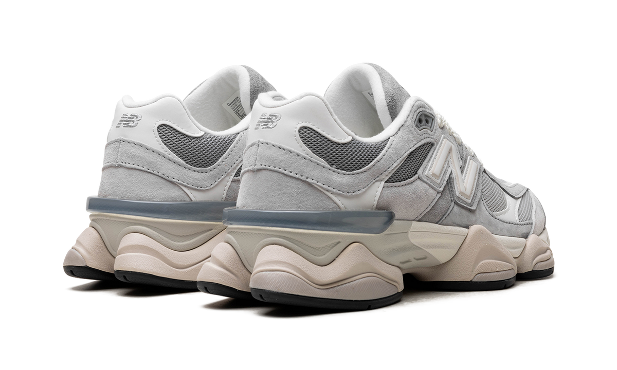 9060 "Slate Grey" U9060EEE